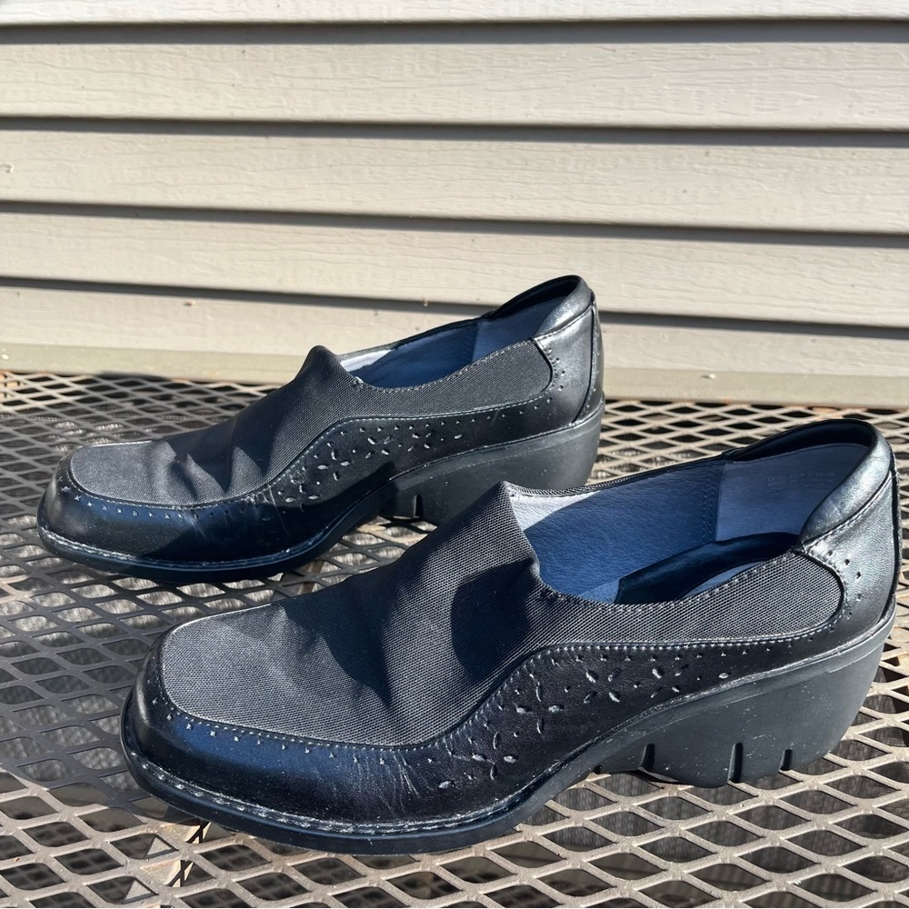 Clark Artisan Collection black leather upper platform wedge pumps
